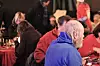 Den årlige julemiddagen i Rådhussalen er for byens vanskeligstilte. Oslo rådhus julemiddag bostedsløse hjemløse rusavhengige Foto: André Kjernsli