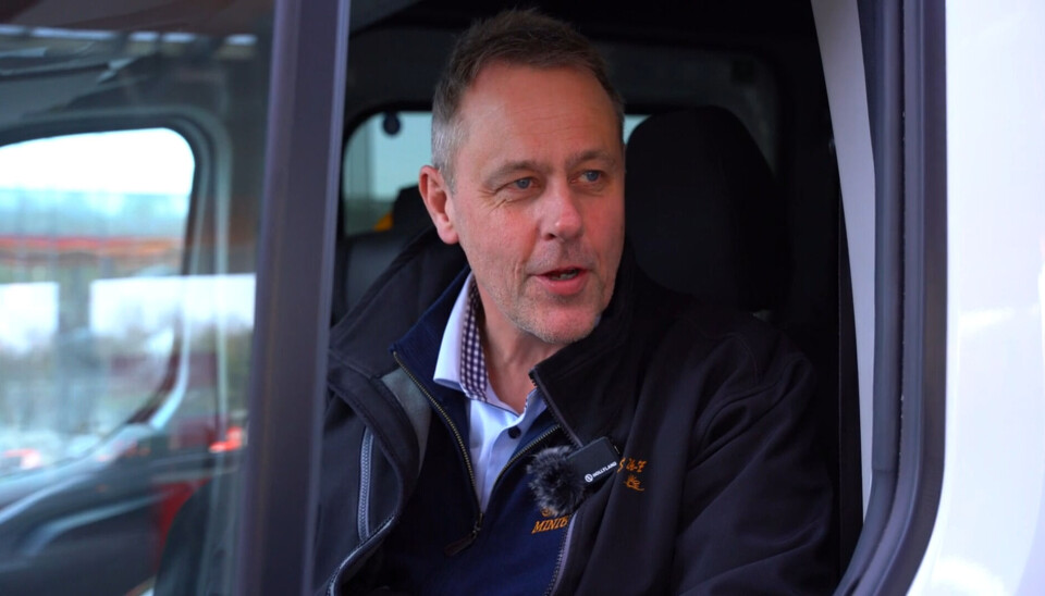 - Vi bør ta med oss søpla, og ikke bare hive det ut av bilen, påpeker yrkessjåfør Kurt (57) ved Alexander Kiellands plass.