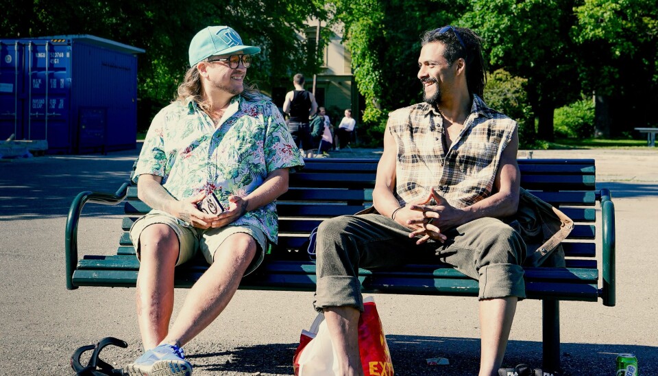 Martin (t.v.) fra Faberborg og Marwin fra Nordstrand nyter livet i Stensparken.