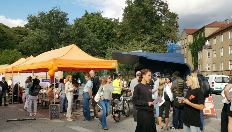 Mange tok turen innom årets Oppdag nabolaget for å lære mer om frivillighet - og en jevn strøm meldte seg på.