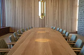 Oslo 20250924. Møblement inni det nye regjeringskvartalet.